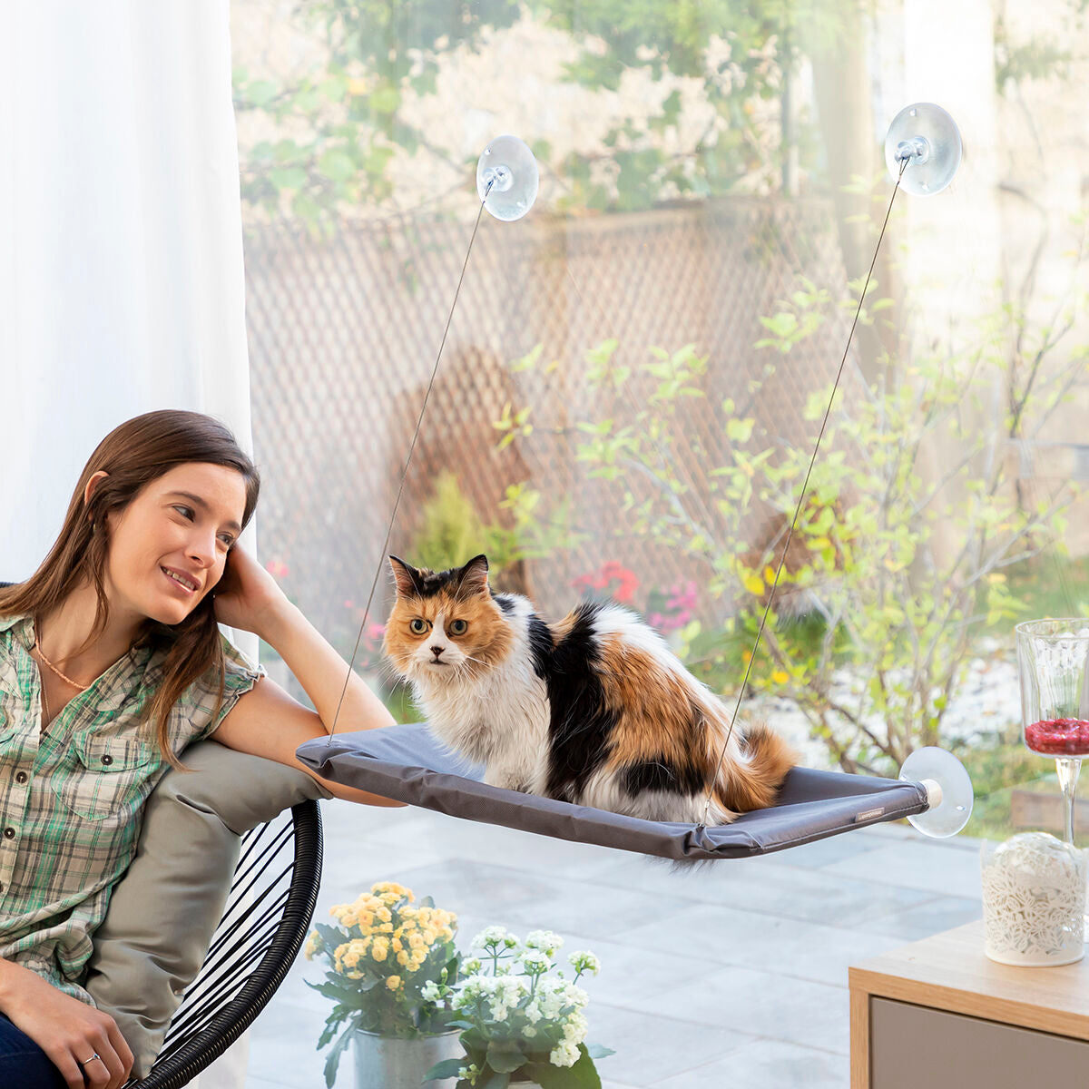 Katzenfensterliege Catlax – Ergonomische Hängematte für Fenster & Glasflächen (bis 30 kg)